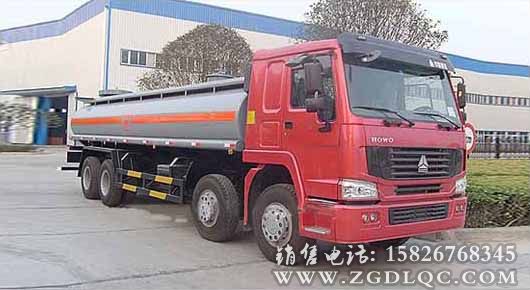 斯太爾前四后八化工液體運輸車