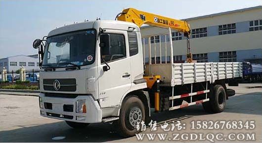東風(fēng)天龍單橋隨車起重運(yùn)輸車