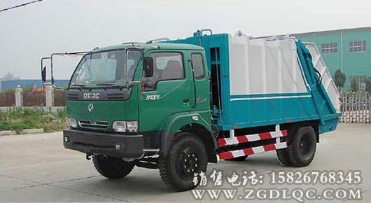 東風(fēng)康霸壓縮式垃圾車