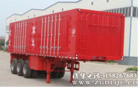 廂式運(yùn)輸半掛車