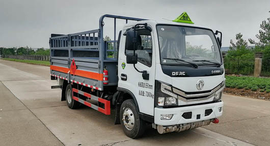 東風(fēng)氣瓶運輸車