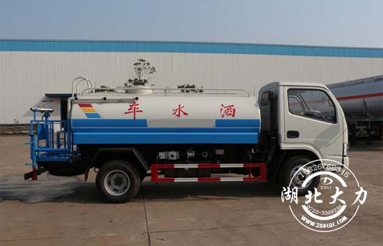 灑水車圖片 灑水車圖片